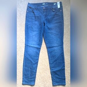 NWT Old Navy Skinny Jeans Size 12